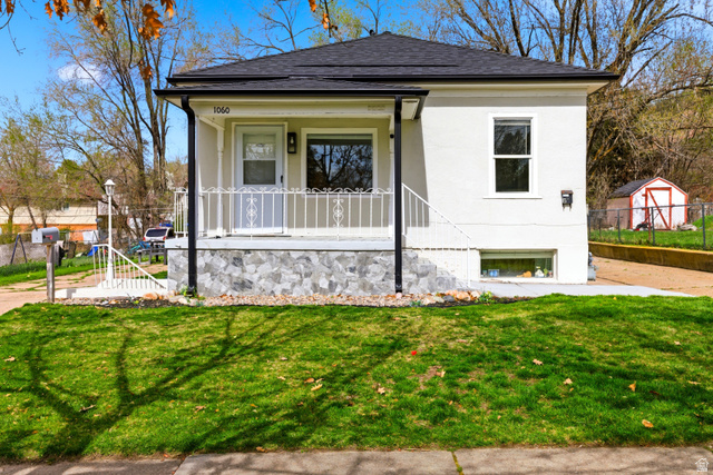 1060 E Sullivan Rd — photo