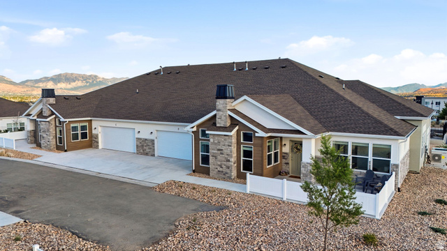 1481 N Saratoga View Ln #D — photo