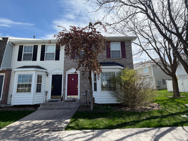 310 W Spring Pkwy — photo