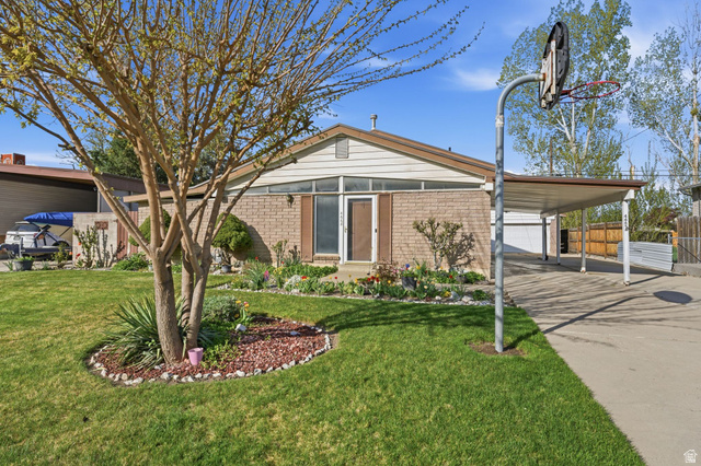 4668 S Green Valley Dr — photo