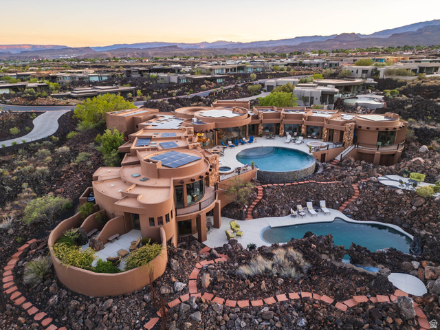 2248 N Tacheene Dr — photo