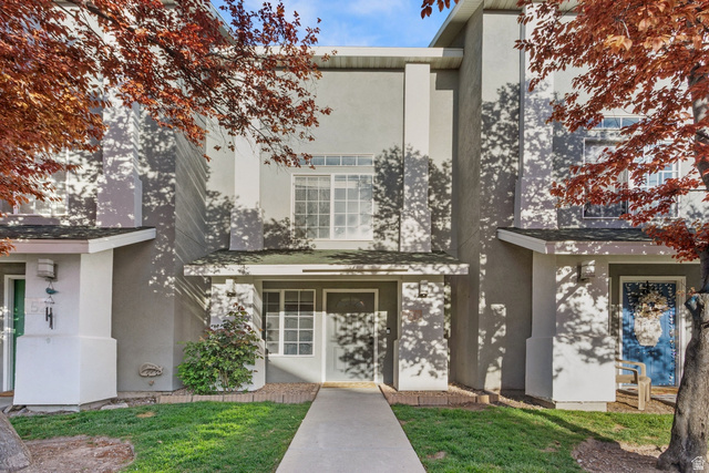 475 N Redwood Rd #53 — photo