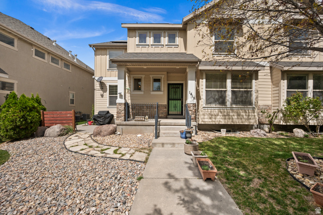 1418 E Eagle Cliff Ct, Sandy, UT 84092 — photo 2