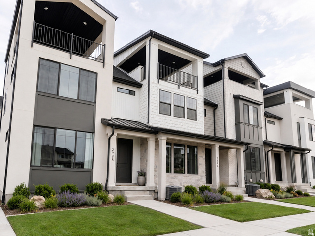 5136 N Vario Aly — photo