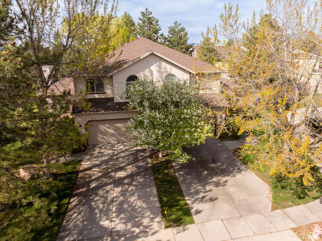 7456 Southcrest Cir — photo