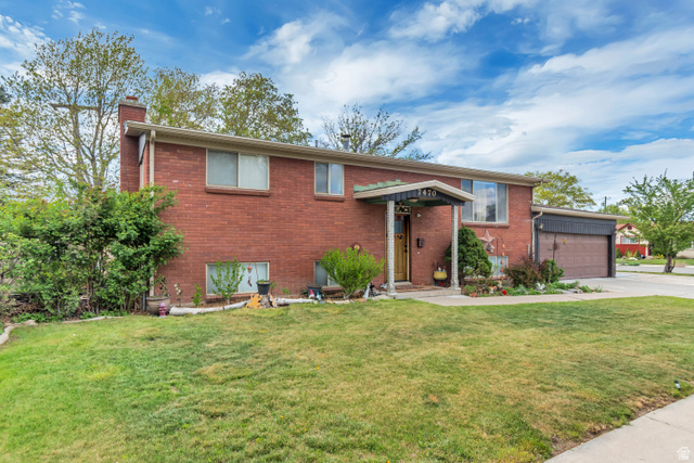 7470 S Ramanee Dr — photo