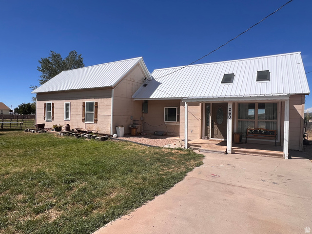 260 W 400 N — photo