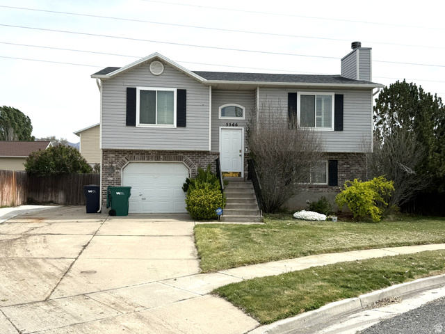 5566 S 3200 W — photo