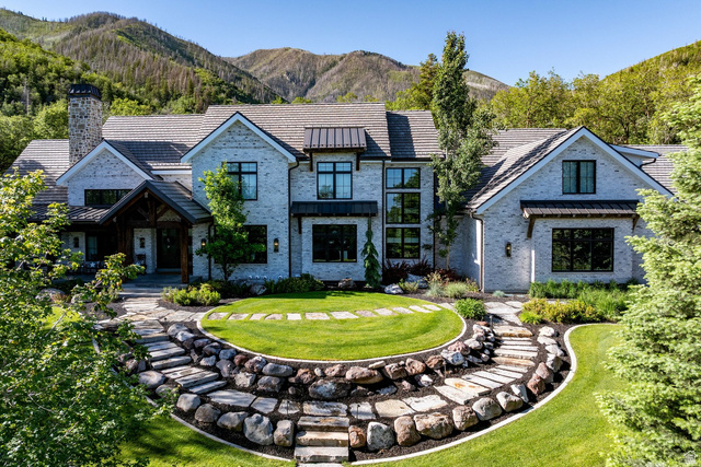 1230 S Eagle Nest Dr — photo