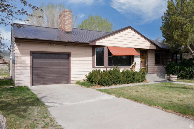 210 S 100 W — photo