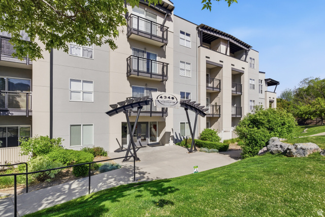 4340 S Highland Dr #113 — photo