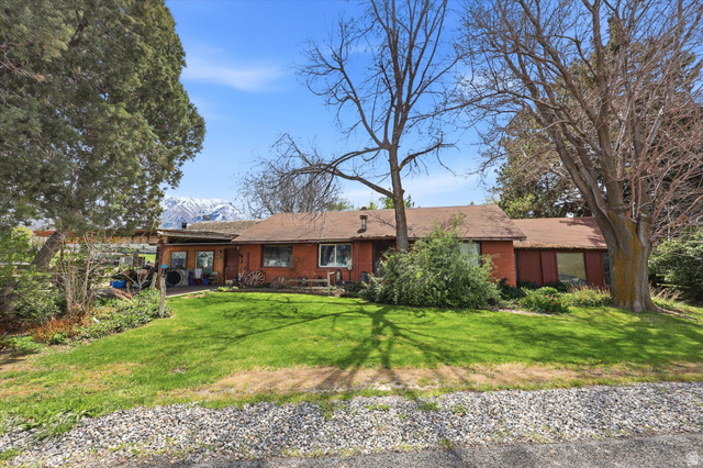 793 W Salem Canal Rd — photo