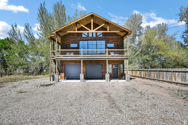 275 N 400 E — photo
