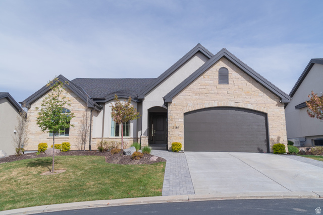 2189 E Fair Winns Ln — photo