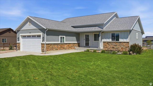 376 River Bluffs Dr — photo