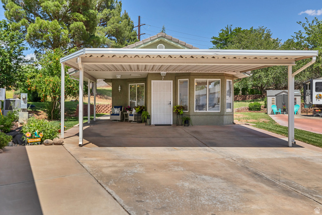 2990 E Riverside Dr #7 — photo