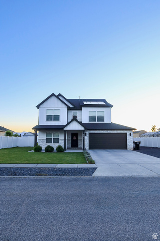 582 S Lakeside Dr — photo