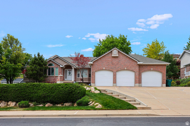 2815 N Deere Valley Dr. — photo