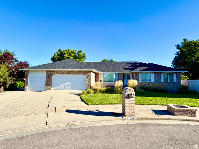 2167 E Eagle Ray Ct — photo