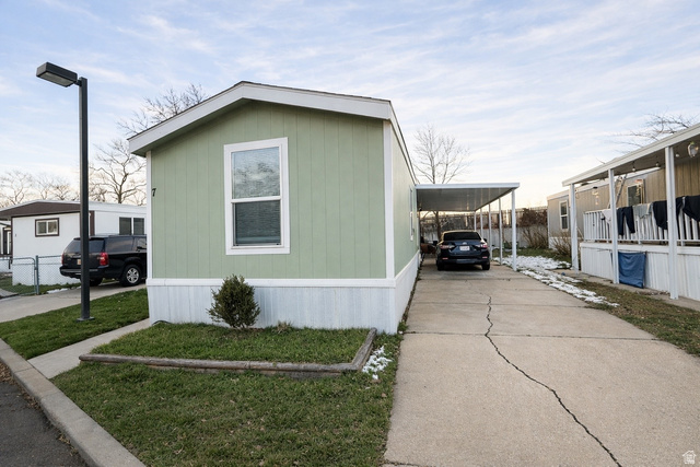 900 Century Dr #7 — photo