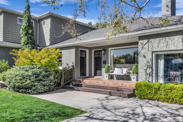 4179 S Holloway Dr — photo