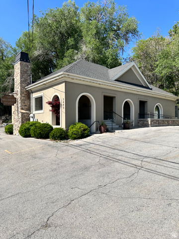 3643 S Highland Dr — photo