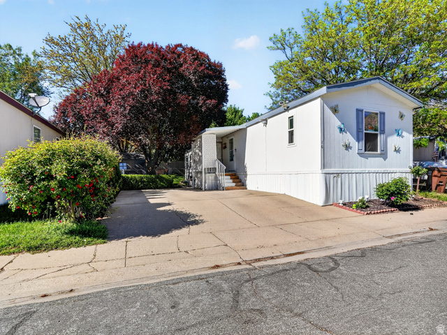 1450 N Washington Blvd Blvd #16 — photo