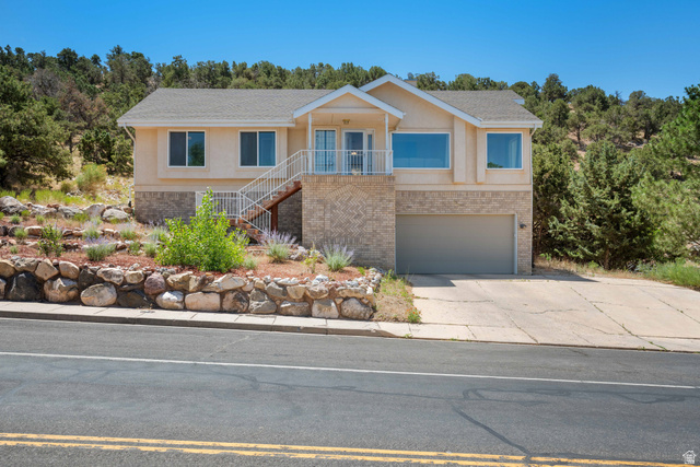 790 E Fiddlers Canyon Rd — photo