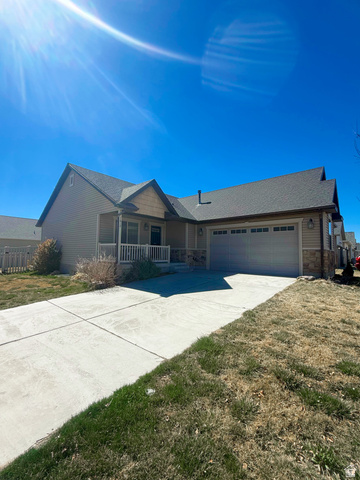 1612 E Shadow Dr — photo