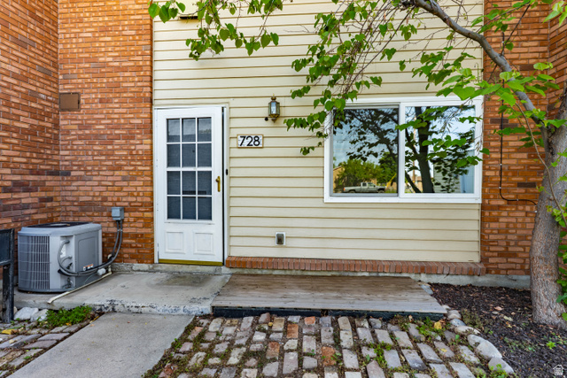 728 N 400 E, Orem, UT 84097 — photo 3