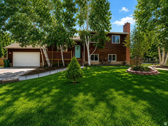9905 N Meadow Dr — photo