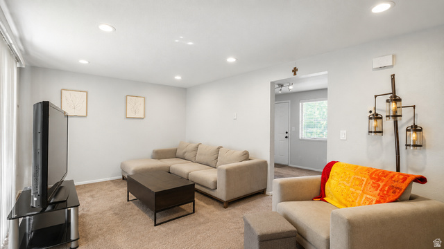 1085 N Nayon Dr ##6 (F) — photo