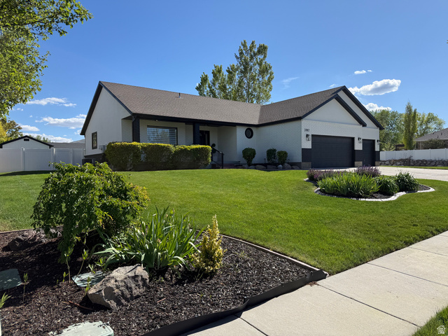 3987 W Red Tail Dr — photo
