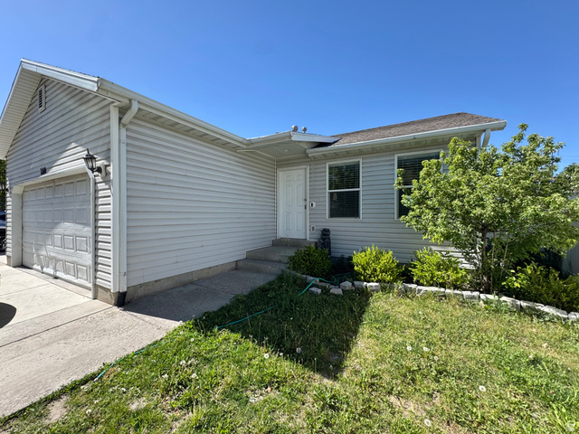 1614 W Eisenhower Way — photo