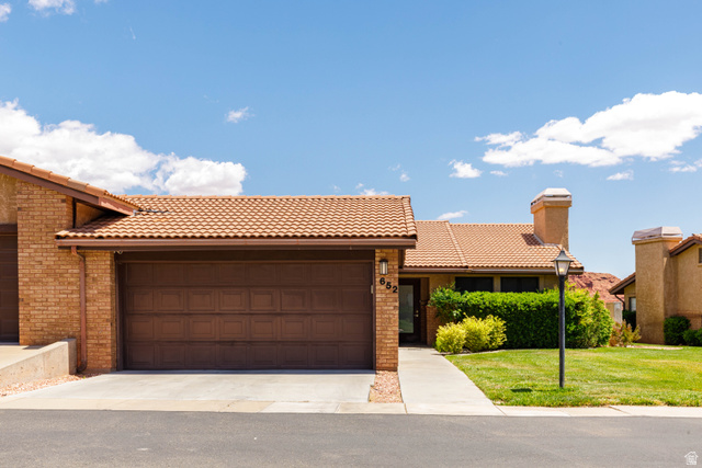 652 N Ridge Rim Way., St. George, UT 84770 — photo 2