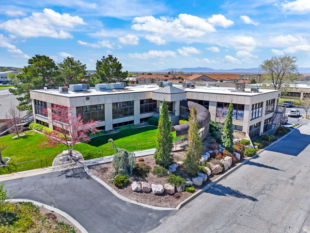 990 S Medical Dr #Ul 4 — photo