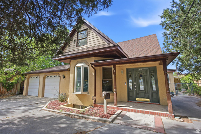 65 E Pioneer Ave — photo