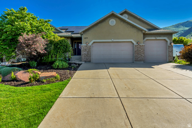 1475 E Harvey Rd — photo