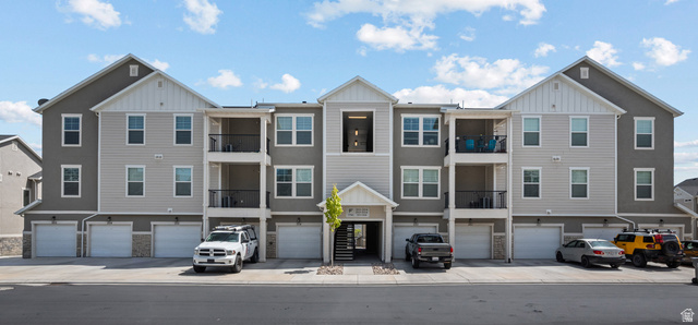 1761 W Terra Vista Ln #F202 — photo