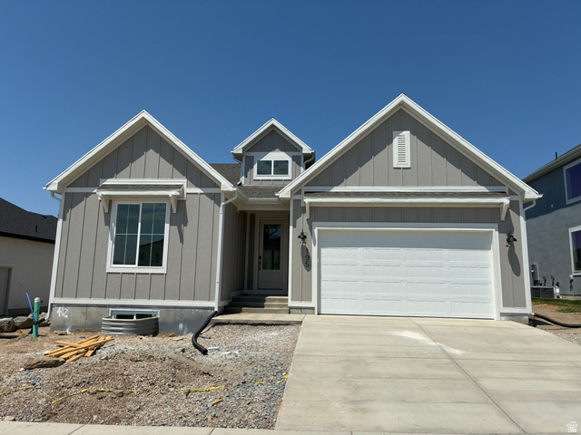 195 E 580 N — photo