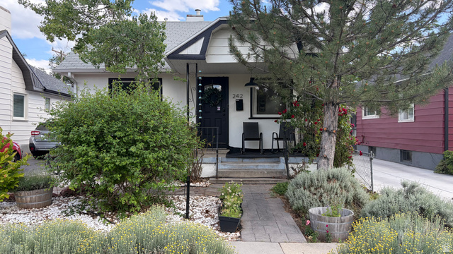 242 E Downington Ave — photo