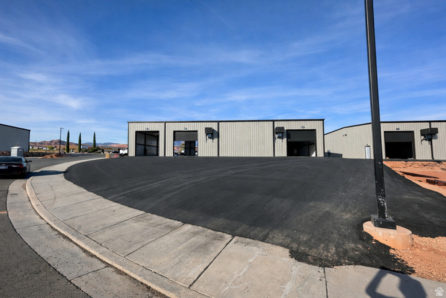 670 Old Hwy 91 — photo