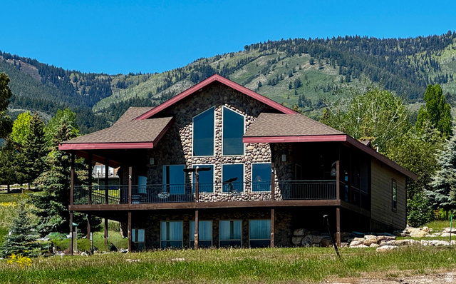 7 Lake Circle Dr — photo