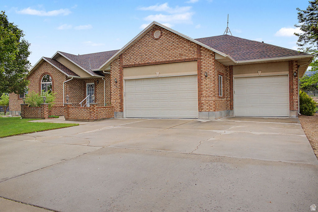805 S 300 E — photo