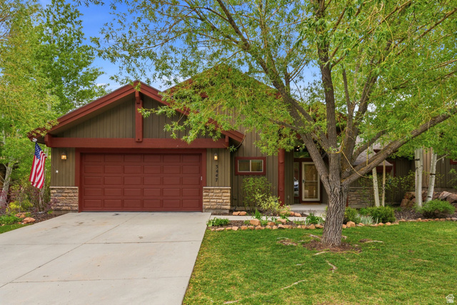 3447 W Cedar Dr — photo