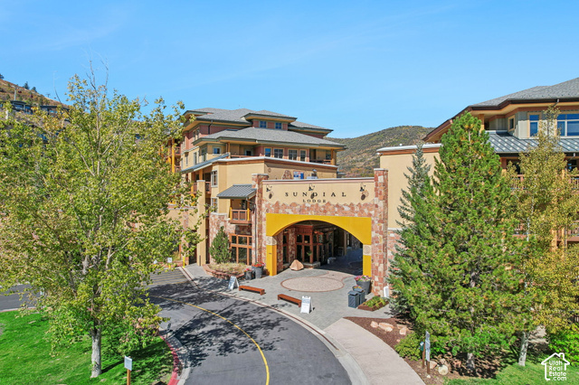 3720 N Sundial Ct #B201 — photo