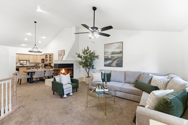 983 N 400 W — photo