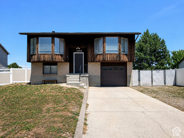 3356 W Crown St — photo