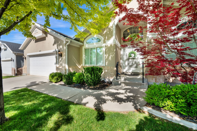 4561 S Lori Leigh Ln — photo