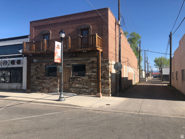 147 E Lagoon St — photo
